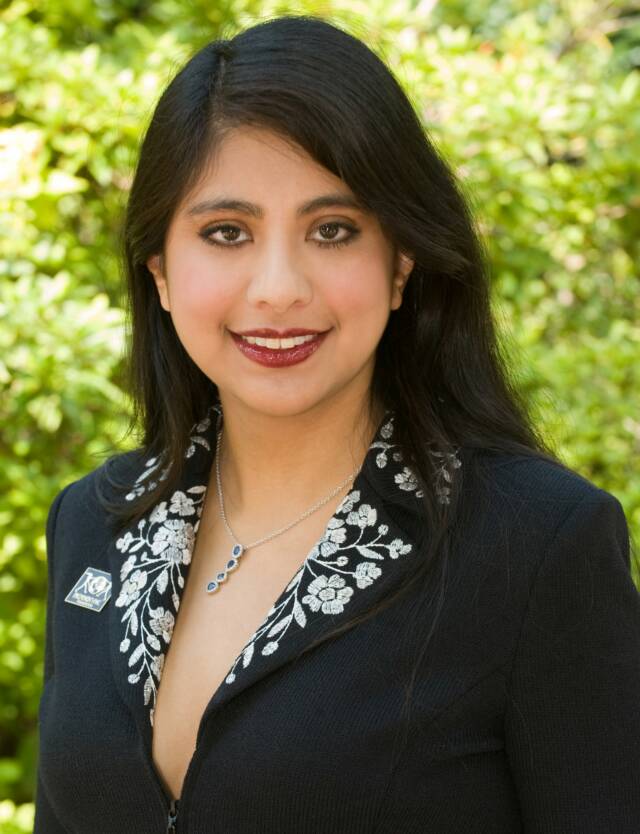 Click here to read a t Texas tale about Mary Ann Thompson-Frenk's family!